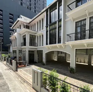 ขายออฟฟิศ/สำนักงาน ใจกลางเมือง