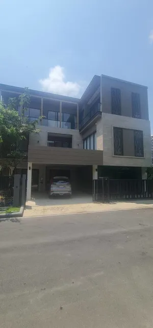 ขายบ้านเดี่ยวสุดหรู Vana Residence พระราม 9 – ศรีนครินทร์ ราคาดีทำเลดีติดต่อผึ้งรติ โทร ๐๖๑ ๙๔๑ ๙๖๓๙ ราคาพิเศษเพียง 34.5 ล้าน