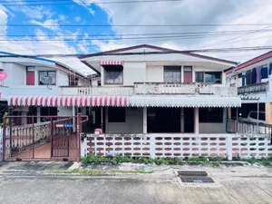 ขายด่วน !!!! บ้านเดี่ยว นวมินทร์ 74  (43 ตรว )  3.59 ล้าน เท่านั้น
