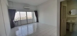 ให้เช่าคอนโด ห้องเปล่า พร้อมอยู่ / Condo for Rent – Compact Unfurnished Unit, Ready to Move In
