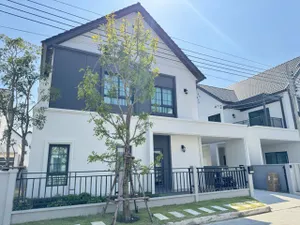 ให้เช่าบ้านเดี่ยว 2ชั้น Centro Bangna ติดเมกาบางนา บ้านพร้อมเข้าอยู่ ฟอร์นิเจอร์และเครื่องใช้ไฟฟ้าครบ 