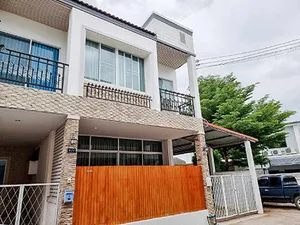 ขายทาวน์เฮ้าส์ หน้ากองบิน  , ใกล้นิมมาน,มช. ตลาดต้นพะยอม ทำเลดีมาก