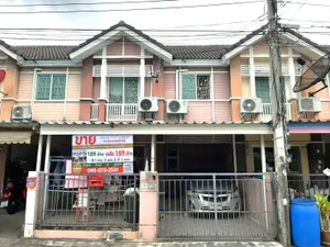 ขาย ทาวนเฮ้าส์ 2 ชั้น  พฤกษาวิลล์ 29  ซ. 14 เพชรเกษม 69 แยก 6 เนื้อที่ 19.7 ตรว. 3 นอน 2 น้ำ 2 จอด พิเศษสุดๆ  ปกติ 1.89 ล้าน เหลือ 1.69 ล้าน  โทร. 085-0732541