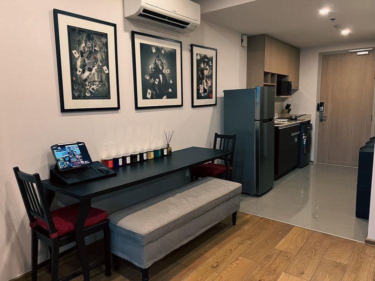 ขายคอนโดใจกลางเมือง คิว ชิดลม-เพชรบุรี 47 ตรม ชั้น 27 วิวสวย!, ภาพที่ 4