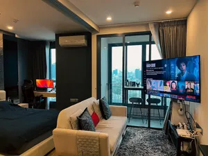 ขายคอนโดใจกลางเมือง คิว ชิดลม-เพชรบุรี 47 ตรม ชั้น 27 วิวสวย!