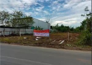 ขาย/ให้เช่า ที่ดินทำเลดีมาก 1-3 แปลง   ติดหน้าถนนราษฎร์นิมิต เขตคลองสามวา พื้นที่แปลงละ 257 ตรว. หน้ากว้าง 18 ลึก 58 เมตร