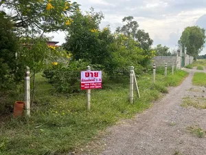 ขายที่ดินถมแล้ว 1 ไร่ ตำบลรางบัว อ.จอมบึง จ.ราชบุรี มีเพื่อนบ้าน พร้อมไม้ผลไม้ยืนต้น