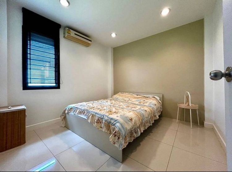 RH1240 ให้เช่าบ้าน 2 ชั้น พร้อมโกดังลาดพร้าว 71 พื้นที่ใช้สอย 550 2 3, ภาพที่ 4