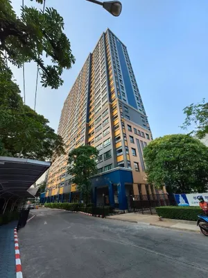 Lumpini Center Sukhumvit 77