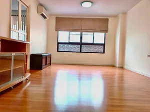 Lumpini Place Rama 4-Sathorn