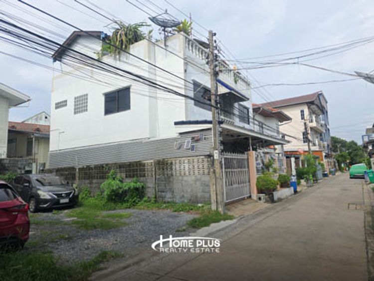 ที่ดินพร้อมสิ่งปลูกสร้างในซอยอุดมสุข26 บางนา, ภาพที่ 4