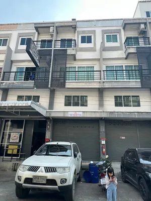 ขายอาคารพาณิชย์ 3 ชั้นครึ่ง พร้อมโกดังเก็บของ หมู่บ้านวิเศษสุขนครโครงการ 16 ประชาอุทิศ 90