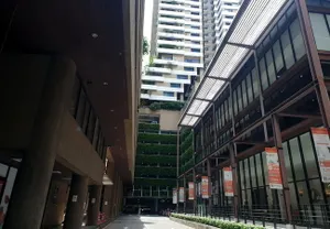 ขายออฟฟิศ อโศกทาวเวอร์ส(Asoke Towers) ซอยสุขุมวิท 21 เนื้อที่ 251 ตร.ม.