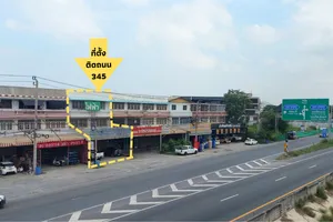 ตึก 2 คูหา ทำเลดี ติดถนน 345  ใกล้โรบินสัน ราชพฤกษ์   อบต. ตำบลคลองข่อย ปากเกร็ด ราชพฤกษ์  นนทบุรี