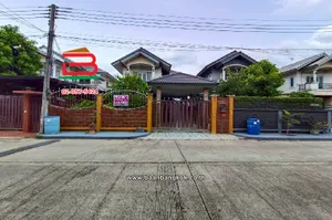 บ้านเดี่ยว หมู่บ้านนนทิชา ลำลูกกา-คลอง 8 (เฟส 1) (ทางไปวัดดอนใหญ่) เนื้อที่ 57.5 ตร.ว (ใกล้ตลาดเจริญกัลป์ คลอง.8 ลำลูกกา) อำเภอลำลูกกา จังหวัดปทุมธานี