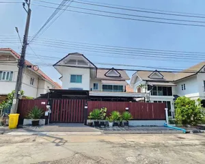บ้านเพิ่งรีโนเวทใหม่ พร้อมอยู่ ต่อเติมเต็ม ไม่ต้องซ่อม