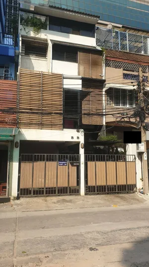 (ขาย/เช่า) ทาวน์เฮ้าส์ 4 ชั้น สาทร 340 ตรม. ติดถนนสาทรเหนือ ใกล้สีลม นราธิวาส