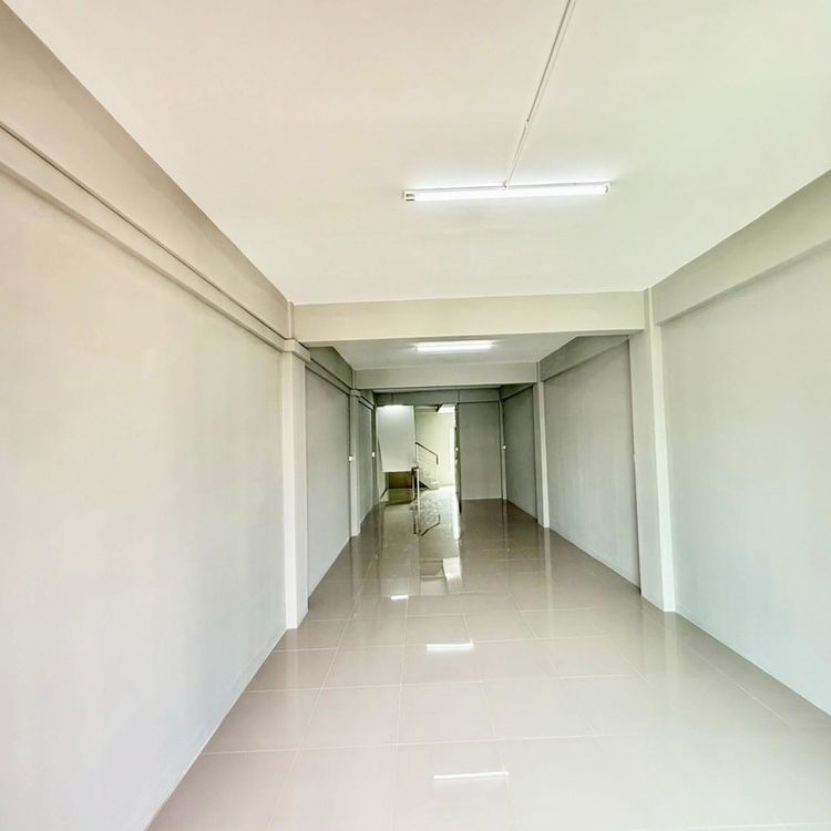 ขาย อาคารพาณิชย์ A List บางกรวย – พระราม 7   3.5 ชั้น  ขนาด 36.8 ตร.ว, ภาพที่ 4