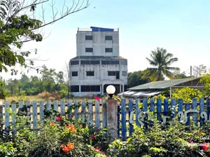 อาคารสำนักงาน (ออฟฟิต) 5 ชั้น อเนกประสงค์ บ้านโพธิ์ สุพรรณบุรี ราคาถูก