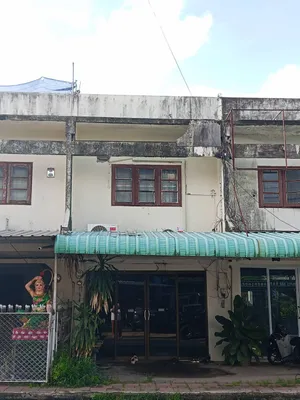 ขายอาคารพาณิชย์ 2 ชั้น 25.5 ตรว. ถ.อุปลีสาน อุบลราชธานี ใกล้ รพ.สรรพสิทธิ์ เหมาะลงทุน/ค้าขาย