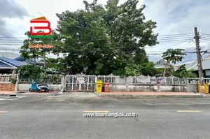 ขาย/เช่า ที่ดิน แปลงสวย พงษ์เพชร (แจ้งวัฒนะ43) เนื้อที่ 117 ตรว. ถนนแจ้งวัฒนะ อำเภอปากเกร็ด จังหวัดนนทบุรี