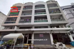 อาคารพาณิชย์ หมู่บ้าน ป.ปิ่นเกล้า 2 คอนโดมิเนียม เนื้อที่ 19.6 ตรว. ถนนฉิมพลี แขวงคลองชักพระ เขตตลิ่งชัน กรุงเทพมหานคร