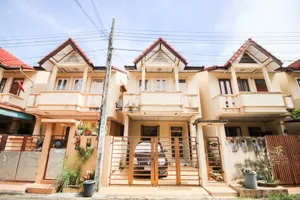 ขายทาวน์เฮ้าส์ 2.5 ชั้น 26.3 ตร.ว หมู่บ้าน อิ่มอัมพร 2 ราชพฤกษ์ บางแวก สาทร ซ.วัดกำแพง ต่อเติมหลังบ้านจากโครงการ ใกล้สถานีรถไฟฟ้า บางหว้า