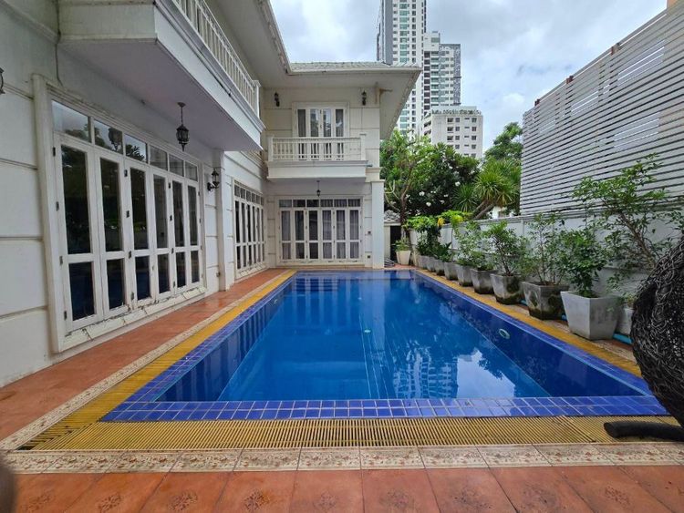 ขายบ้านเดี่ยว 2 ชั้น พร้อมที่ดิน ขนาด 133.7 ตรว. สุขุมวิท 33 ใกล้ BTS, ภาพที่ 4