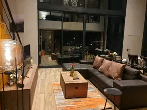 The Lofts Asoke | MRT Phetchaburi