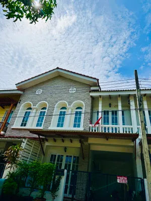 ขายบ้านพร้อมเข้าอยู่