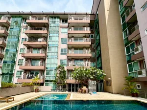 Serene Place Sukhumvit 24 คอนโด 1 ห้องนอน 69.1 ตร.ม. ใจกลางกรุงเทพ ผ่านการรับรองความแข็งแรง ราคาพิเศษ!!