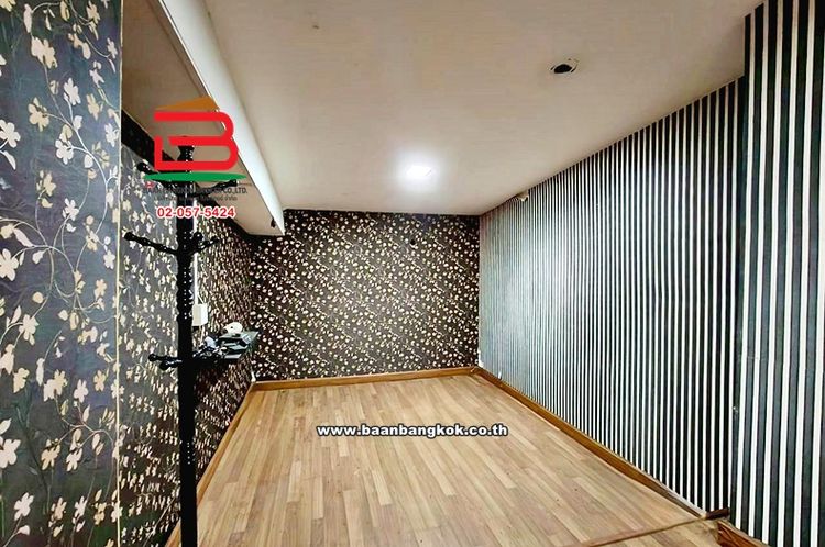 ที่ดินพร้อมสิ่งปลูกสร้าง เนื้อที่ 64.6 ตร.ว. ติดถนนเพชรเกษม ใกล้โลตัส, ภาพที่ 4