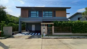 ทำเลหนึ่งเดียวในโครงการ!  บ้านเดี่ยว อณาสิริ รังสิต หลังริมติดสระว่ายน้ำ  4 นอน 4 น้ำ แต่งครบ พร้อมอยู่ ทำเลทองนี้หาไม่ได้อีกแล้ว