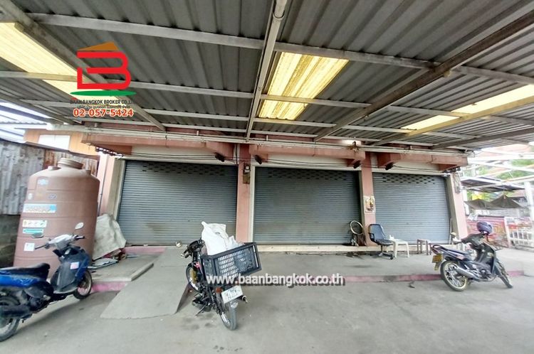 อาคารพาณิชย์ ติดไฟแดงถนนรังสิต-นครนายกเส้น 305 ตัดเข้าเส้น 3004 49, ภาพที่ 4