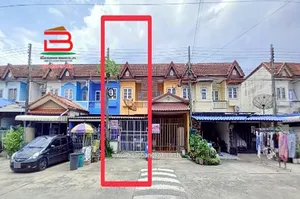 ทาวน์เฮาส์ หมู่บ้านฉัตรณรงค์ วิลล่า 5 เนื้อที่ 16 ตร.ว (สามแยกไฟแดง ถนนเส้นปท. 3004) ตำบลบึงคำพร้อย อำเภอลำลูกกา ปทุมธานี