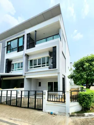 ขายทาวน์โฮม ราคาพิเศษ The Ricco วัขรพล ทาวน์โฮม 3ชั้น หลังมุม ซ.ร่วมมิตรพัฒนา (ห้าแยกวัชรพล)