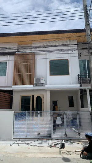 ขายบ้านทาวน์โฮม รีโนเวทใหม่ หมู่บ้านกัสโต้ ท่าน้ำนนท์ ทำเลดี