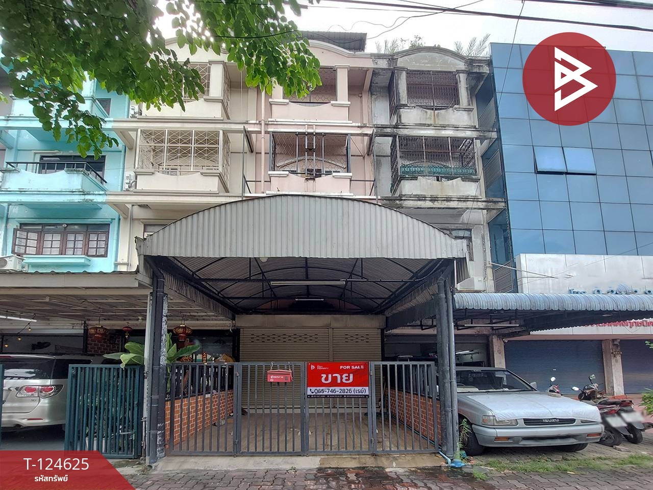 ขายอาคารพาณิชย์ 4 ชั้น เนื้อที่ 19 ตร.วา ลาดพร้าว กรุงเทพมหานคร