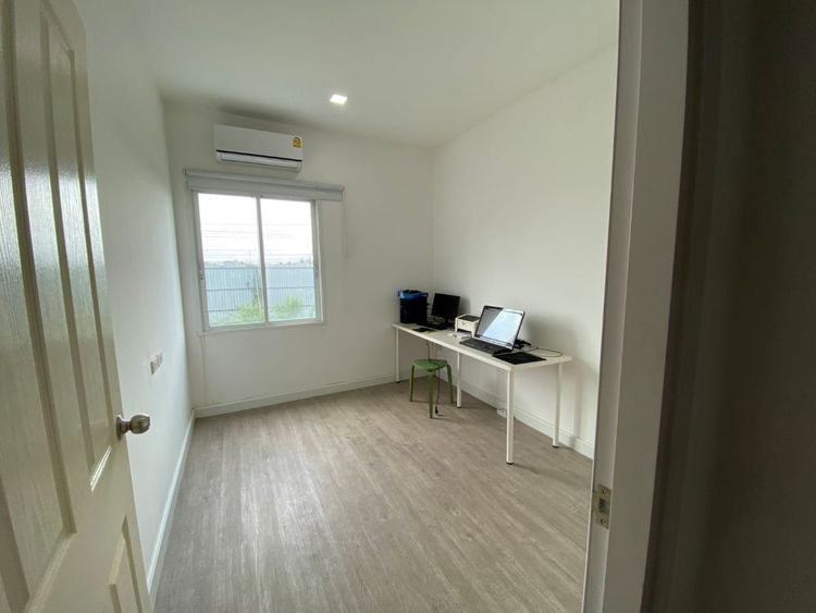 ขายทาวน์โฮม 2 ชั้น โครงการดิ ไอเฟล รามคำแหง-มิสทีน เขตสะพานสูง ทำเลดี, ภาพที่ 4