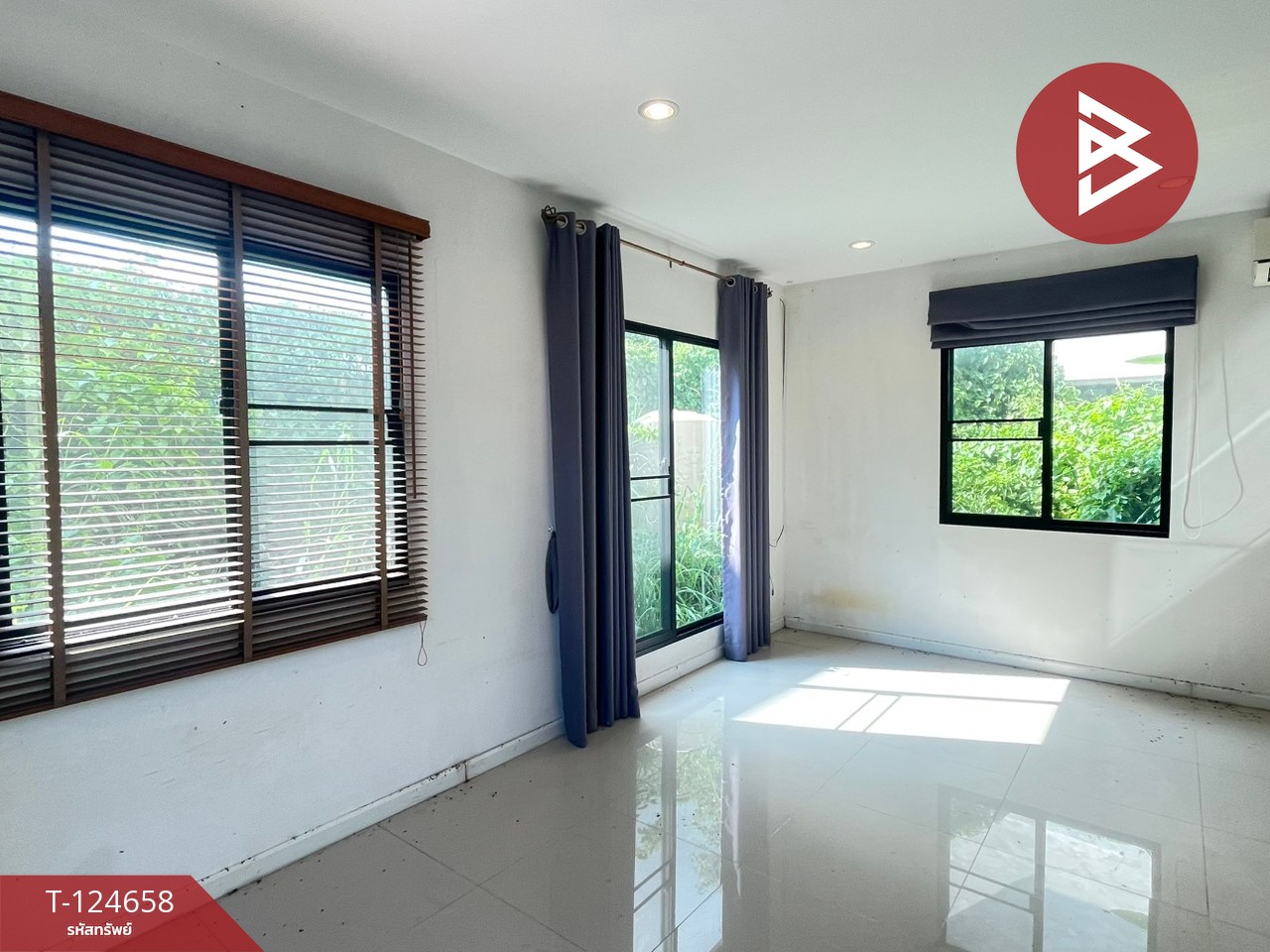 ขายบ้านแฝด หมู่บ้านคาซ่าวิลล์ บ้านบึง (Casa Ville BanBueng) ชลบุรี