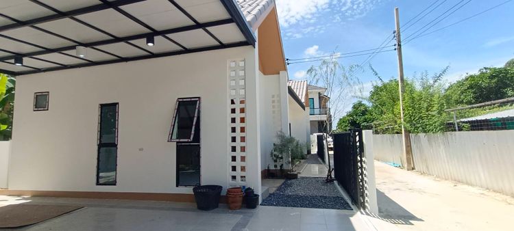ขายบ้านใหม่ ชั้นเดียว เนื้อที่ 55ตร.ว. ต.ศาลาแดง อ.เมือง จ.อ่างทอง, ภาพที่ 4