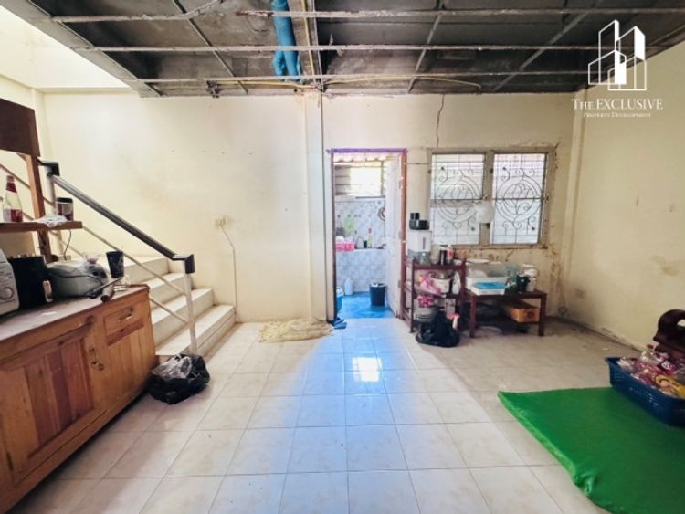 ขายทาวน์เฮ้าส์ หมู่บ้าน ลดาสิริ บ้านกล้วย-ไทรน้อย ราคาถูก ต่อรองได้, ภาพที่ 4
