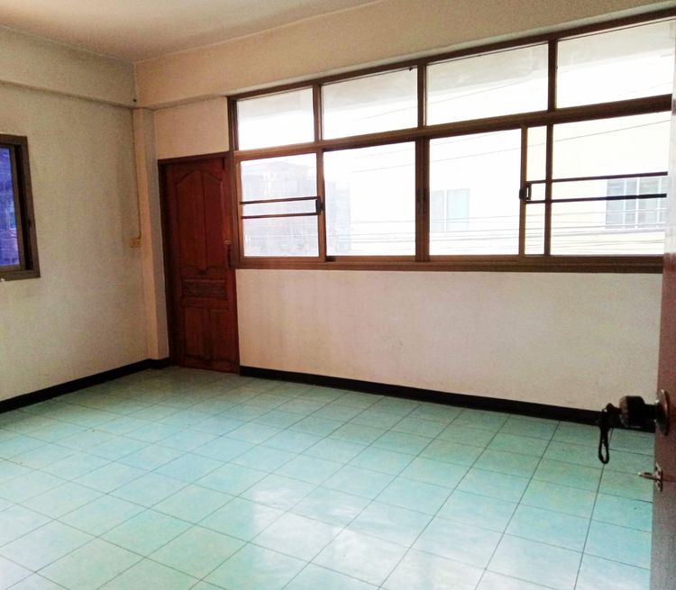 ที่ดินพร้อมอาคาร 3 ชั้น (มีดาดฟ้า) 34 ตร.ว. ซอยจรัญฯ 28 ห่าง MRT ไฟฉาย , ภาพที่ 4