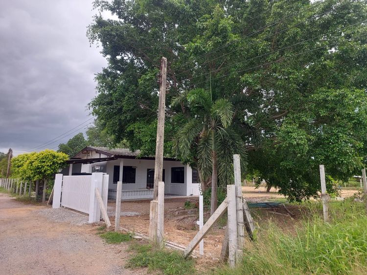 บ้านพร้อมที่ดินแปลงสวย 625ตรว.ต.วังขนาย อ.ท่าม่วง จ.กาญจนบุรี, ภาพที่ 4
