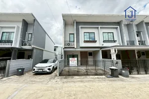 ขายทาวน์โฮม 2 ชั้น หมู่บ้านบริทาเนีย วงแหวน–จตุโชติ  ถนนหทัยราษฎร์ ใกล้วงแหวนฯ–แฟชั่นไอส์แลนด์