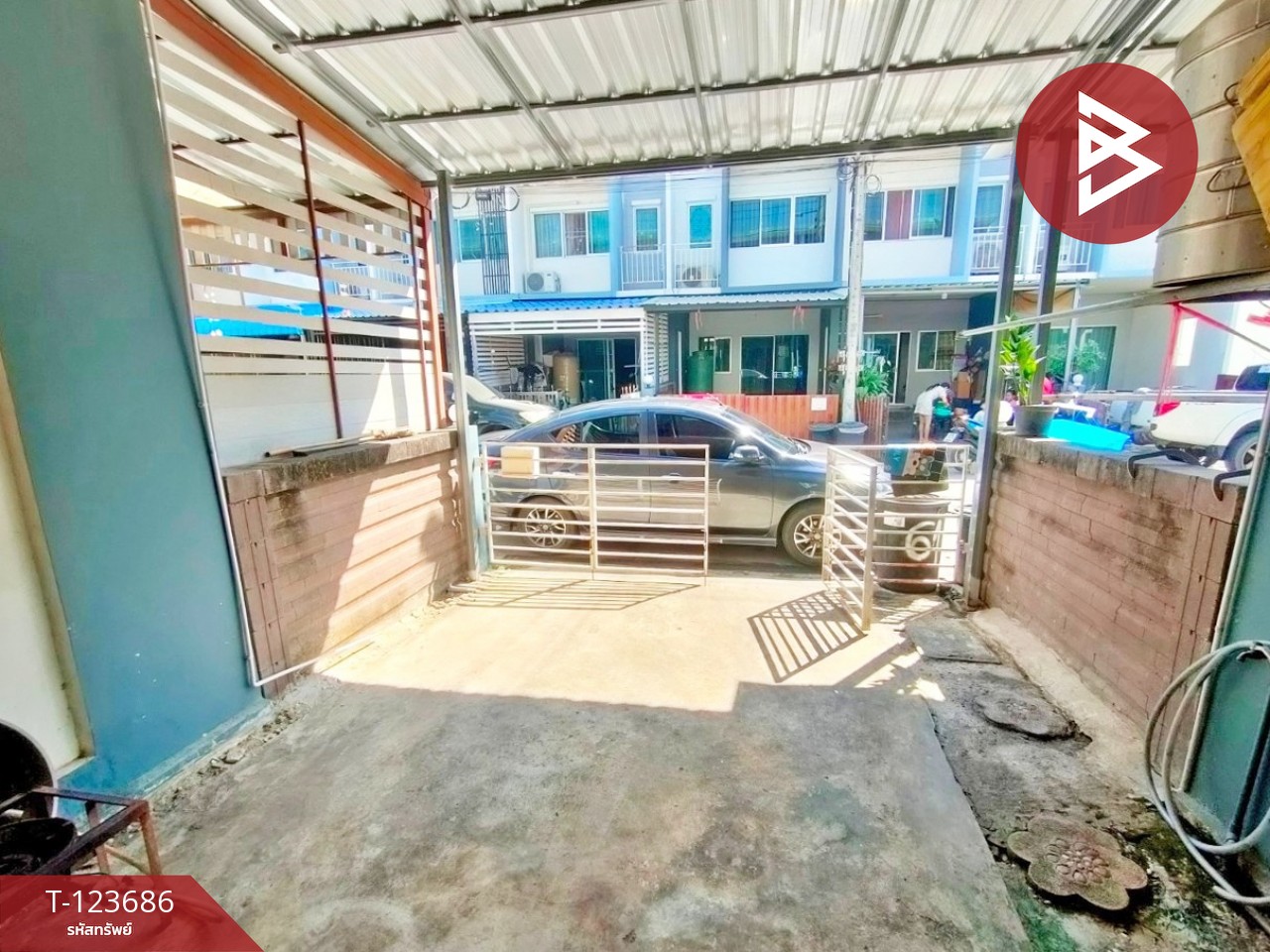 ขายทาวน์เฮ้าส์  หมู่บ้านวีวิลเลจ2 นวนคร (V-Village2 Navanakorn) ปทุมธานี