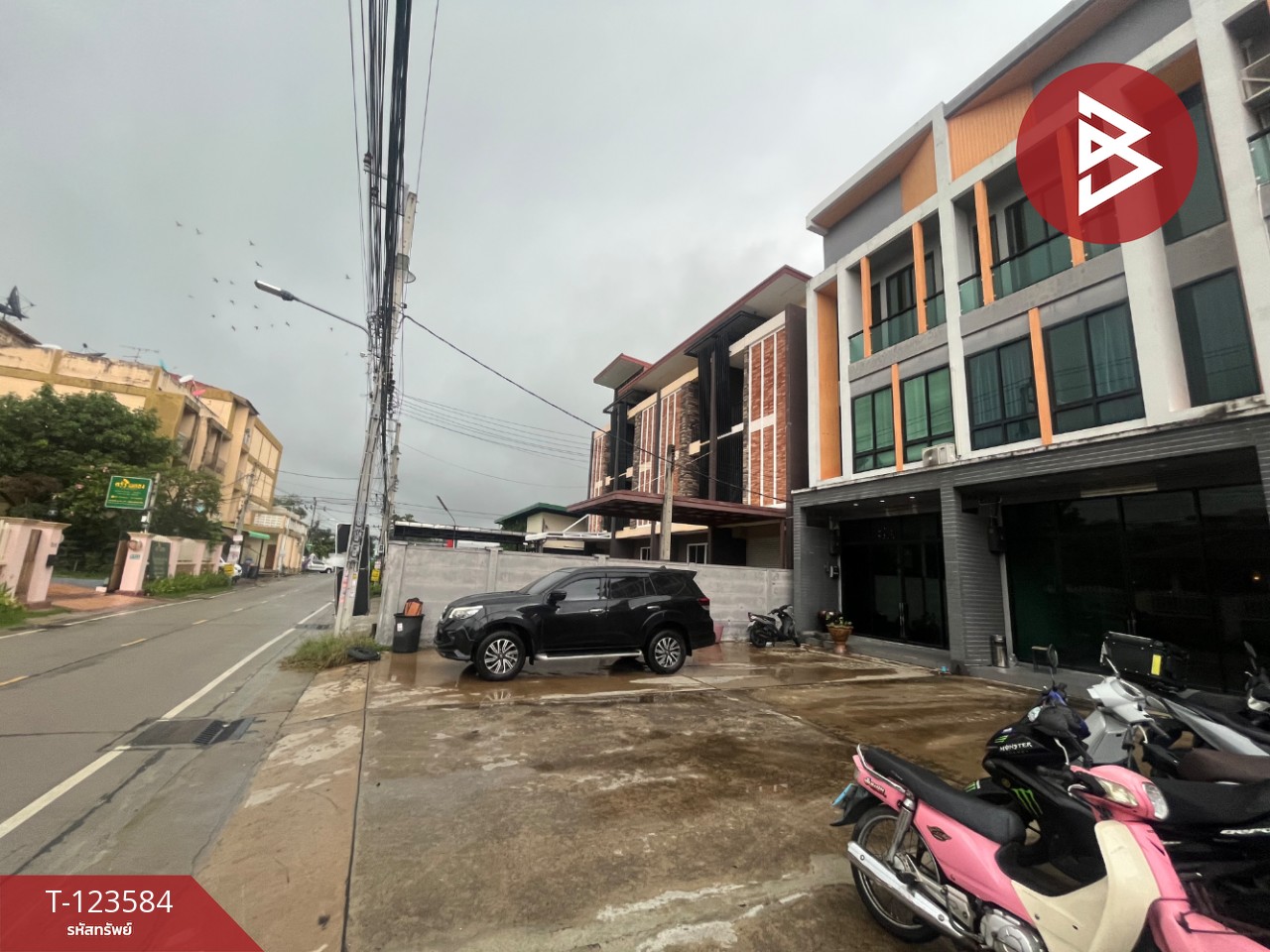 ขายอาคารพาณิชย์ 3 ชั้น เนื้อที่ 34.9 ตร.วา บางพลี สมุทรปราการ