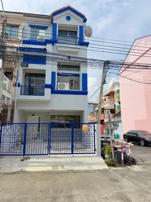 ให้เช่าทาวน์โฮม 3.5 ชั้น บ้านกลางเมือง 1 รัชดาเหม่งจ๋าย ทำเลใจกลางเมือง ใกล้ MRT สุทธิสาร 