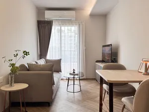 Call : 095-456-4655 Condo Chapter Thonglor 25 ใกล้ BTS ทองหล่อ (มีหลายห้อง) 35 ตารางเมตร 1 ห้องนอน ตึกB ตกแต่งครบ