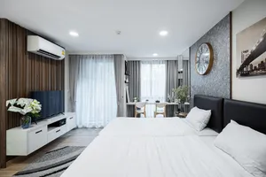 ชาโตว์ อินทาวน์ ปิ่นเกล้า - ศิริราช | คอนโด Low Rise ย่านปิ่นเกล้า เงียบสงบเป็นส่วนตัว เลี้ยงสัตว์ได้ มีรถรับส่งตลอด 24 ชั่วโมง